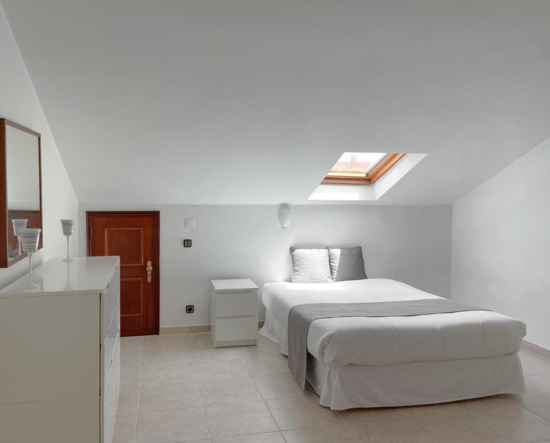 Supertubos Beach Villa Atouguia Da Baleia Luaran gambar
